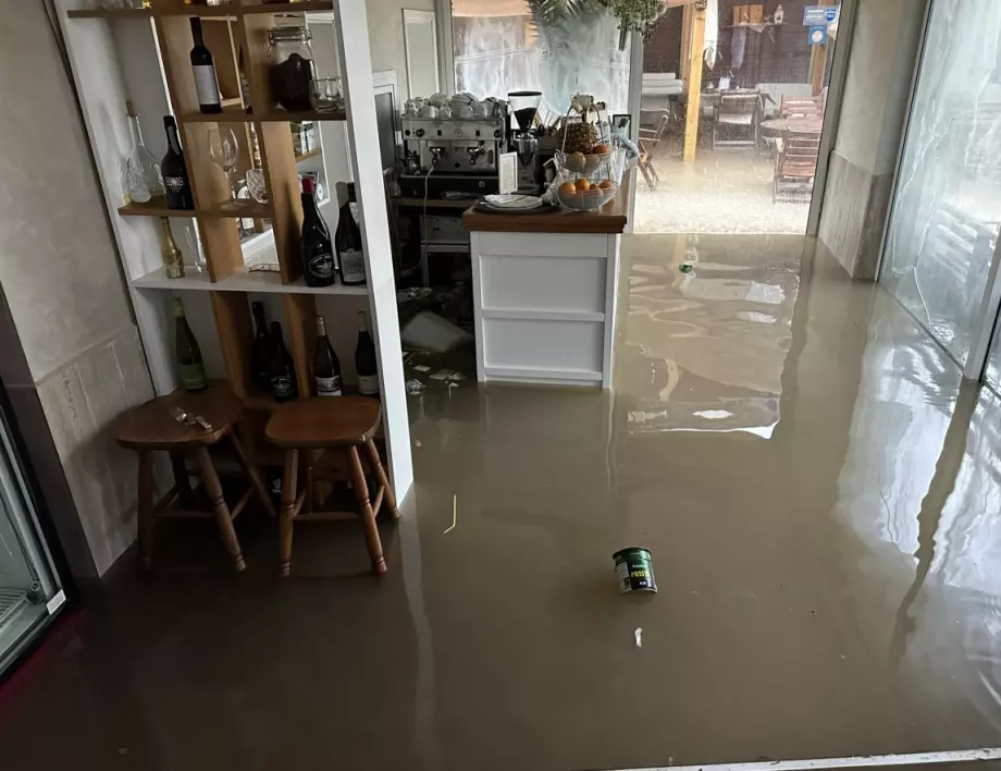 "Лев Инс" удължи срока за завеждане за щети заради наводнения