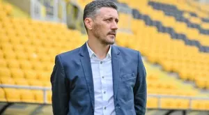 Ще стои или си тръгва? Душан Керкез и Ботев Пловдив решиха - остава ли отборът без треньор?