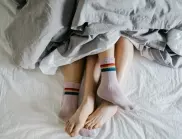 Не носите чорапи докато спите, а може би трябва