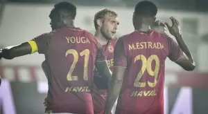 {{ otherArticle[0].article.title }}