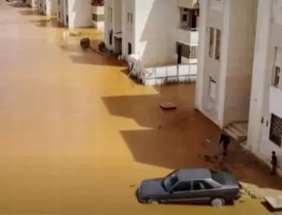 Катастрофалното наводнение в Либия: 3000 загинали и 10 000 изчезнали (ВИДЕА)