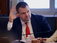 "Ние ви предложихме подкрепа!": Пеевски крещи на Тошко Йорданов по време на срещата с миньорите (ВИДЕО)