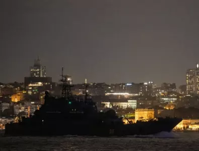 Подводница и десантен кораб: Какво удари Украйна в Севастопол (СНИМКИ и ВИДЕО)
