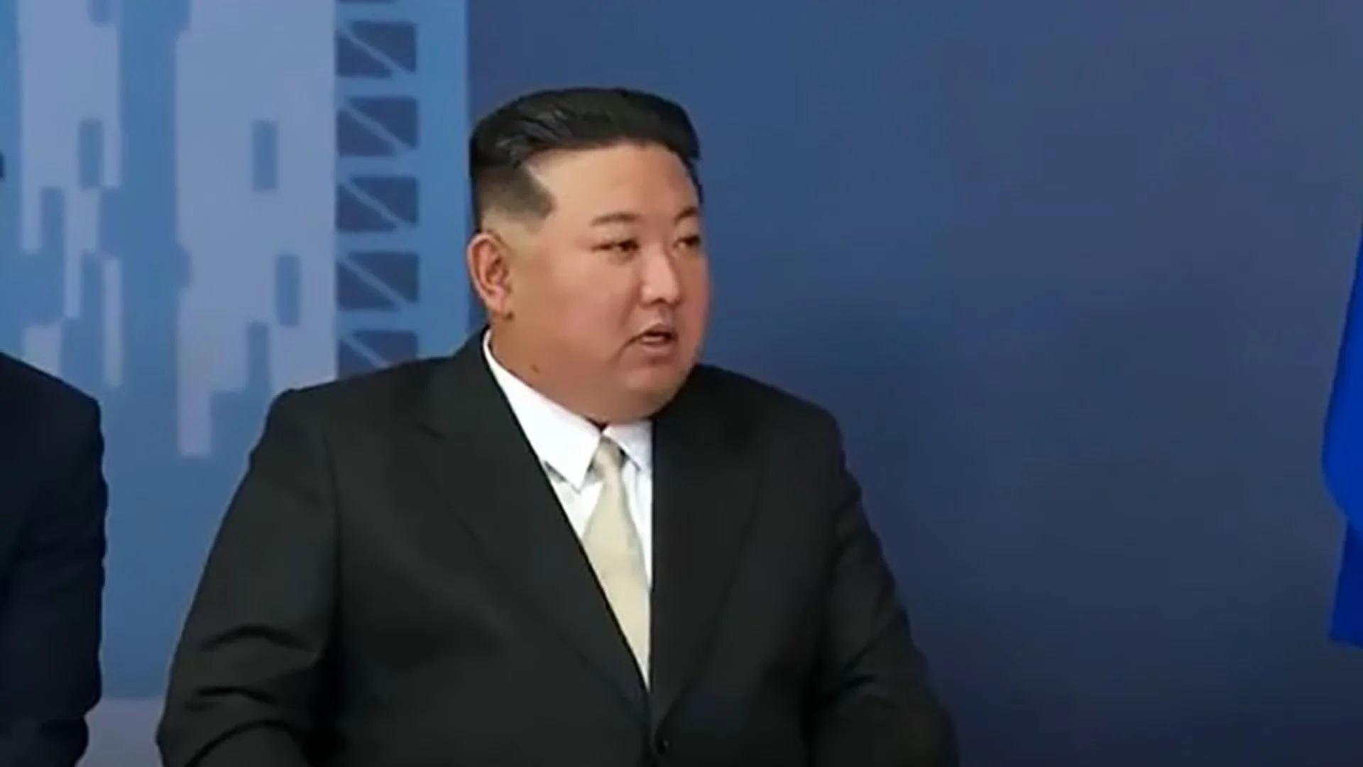 Ким Чен Ун нареди да се повиши готовността за война