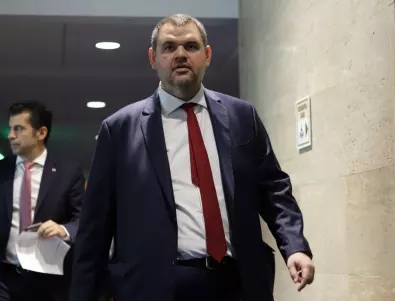 Делян Пеевски вече ще ръководи депутатите на ДПС (СНИМКА)