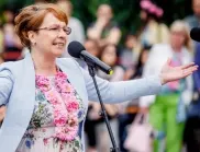 Кметът на Казанлък призова учениците да бъдат смели към нови знания