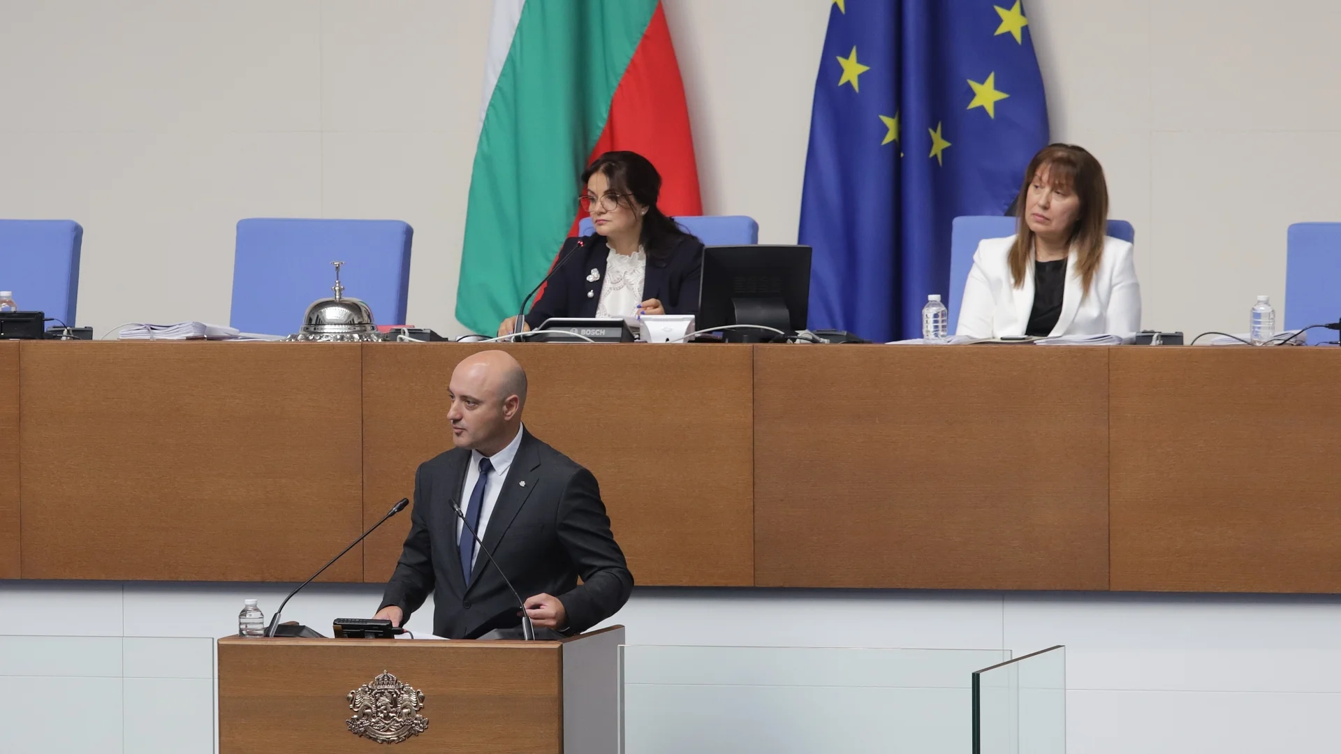 Промените в Конституцията минаха на първо четене през парламента (ВИДЕО)