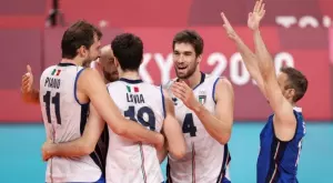 Италия разпиля Франция, за да достигне до защитата на европейската си титла