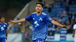 Първите думи на Асен Митков след новината за новия му договор с Левски