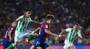 Барселона ще преследва невъзможна мисия от 105 млн. евро, за да задържи две звезди