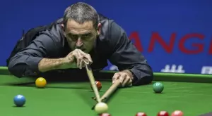 Рони О'Съливан "скалпира" световния шампион Люка Бресел за пореден триумф в Шанхай (ВИДЕО)