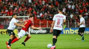 {{ otherArticle[0].article.title }}