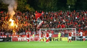 {{ otherArticle[0].article.title }}