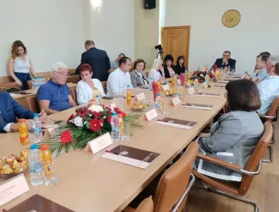 Община Ловеч подписа партньорско споразумение с Медицински университет - Плевен