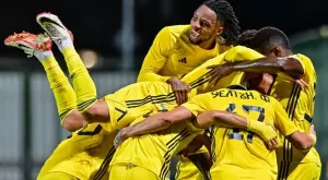 {{ otherArticle[0].article.title }}