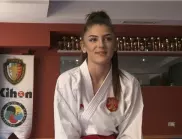 17-годишната Теодора Цанева, която мечтае да стане световен шампион по карате (ВИДЕО)