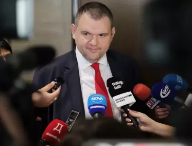 Пеевски: Сглобката е стабилна, не искаме министри и заместник-министри при ротацията
