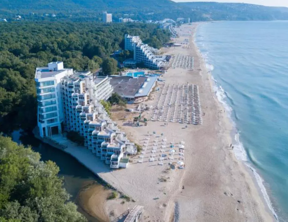 Природен резерват край черноморския курорт Албена привлича посетители от цял свят (СНИМКИ)