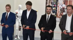 Световен лидер в производството на високотехнологични протези разкрива 100 нови работни места в София