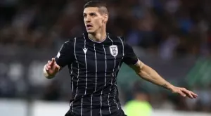 Кирил Десподов изпреварва Христо Бонев и догонва Христо Стоичков за ценно отличие