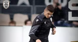 ПАОК надъхва феновете си срещу Айнтрахт с Десподов