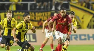 {{ otherArticle[0].article.title }}