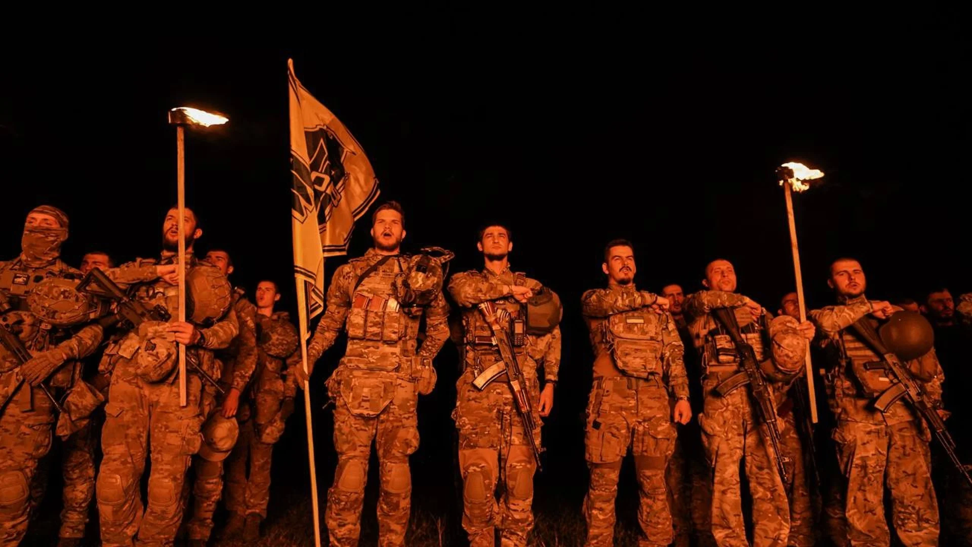Украински командир: В "Азов" и спецподразделението "Кракен" проникват агенти