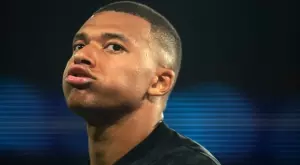 Новина за смъртта на близък разтресе Килиан Мбапе преди Нидерландия - Франция