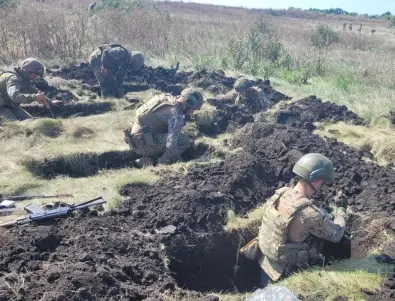 Руснаците контраатакуват в окопите на юг. Убили ли са 300 украинци при Бахмут? (ВИДЕО)