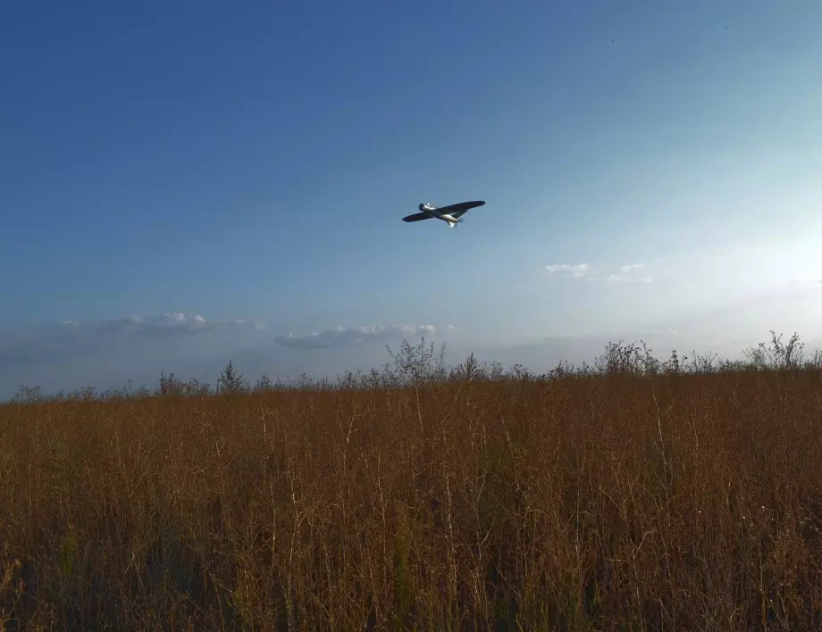 Украйна атакува Крим с десетки дронове: Пораженията се изясняват (ВИДЕО)