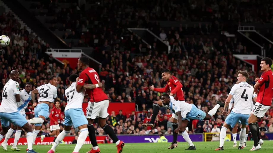 Малко спокойствие за Юнайтед: Без напрежение отстрани Кристъл Палас за Купата на Лигата (ВИДЕО)