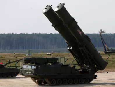 Военни експерти обясниха какви ракети ще изпратим на Киев