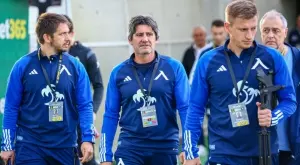 Специално внимание: Николай Костов изтощи един и проведе разговор с друг от новите