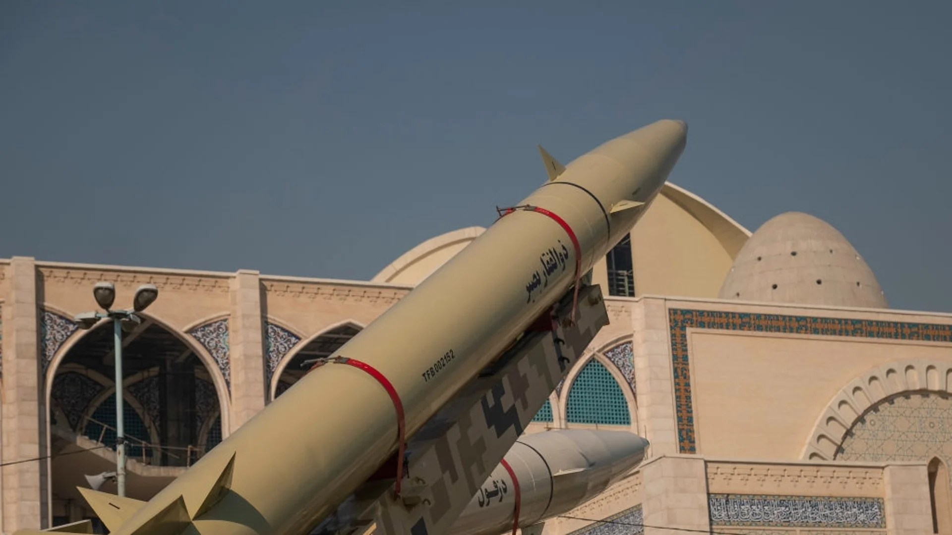 САЩ свалиха ракета, контролирана от хутите