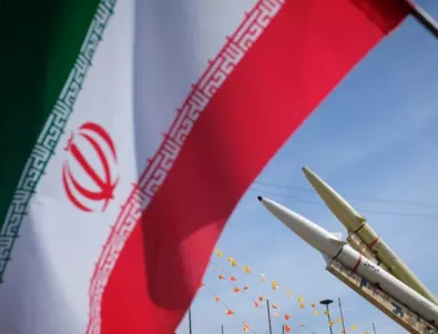 Иран има уран за три атомни бомби
