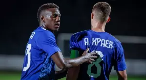 {{ otherArticle[0].article.title }}