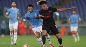 Франция е в шок: Голям талант се качи на 100 метра височина, за да заплаши със самоубийство