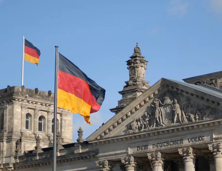 Германия не е "болният човек" на Европа, но е "уморен човек, който има нужда от кафе": Финансовият министър Линднер