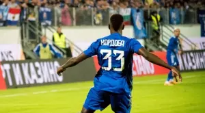 {{ otherArticle[0].article.title }}