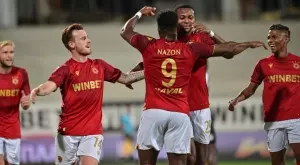 {{ otherArticle[0].article.title }}