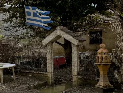 „Какво друго може да ме удари?“: Наводненията и горските пожари съсипаха гръцки селянин (СНИМКА)