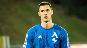 {{ otherArticle[0].article.title }}