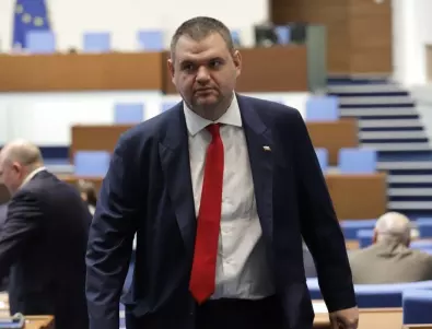 Пеевски: Вотът на недоверие е пропиляно време за парламента (ВИДЕО)