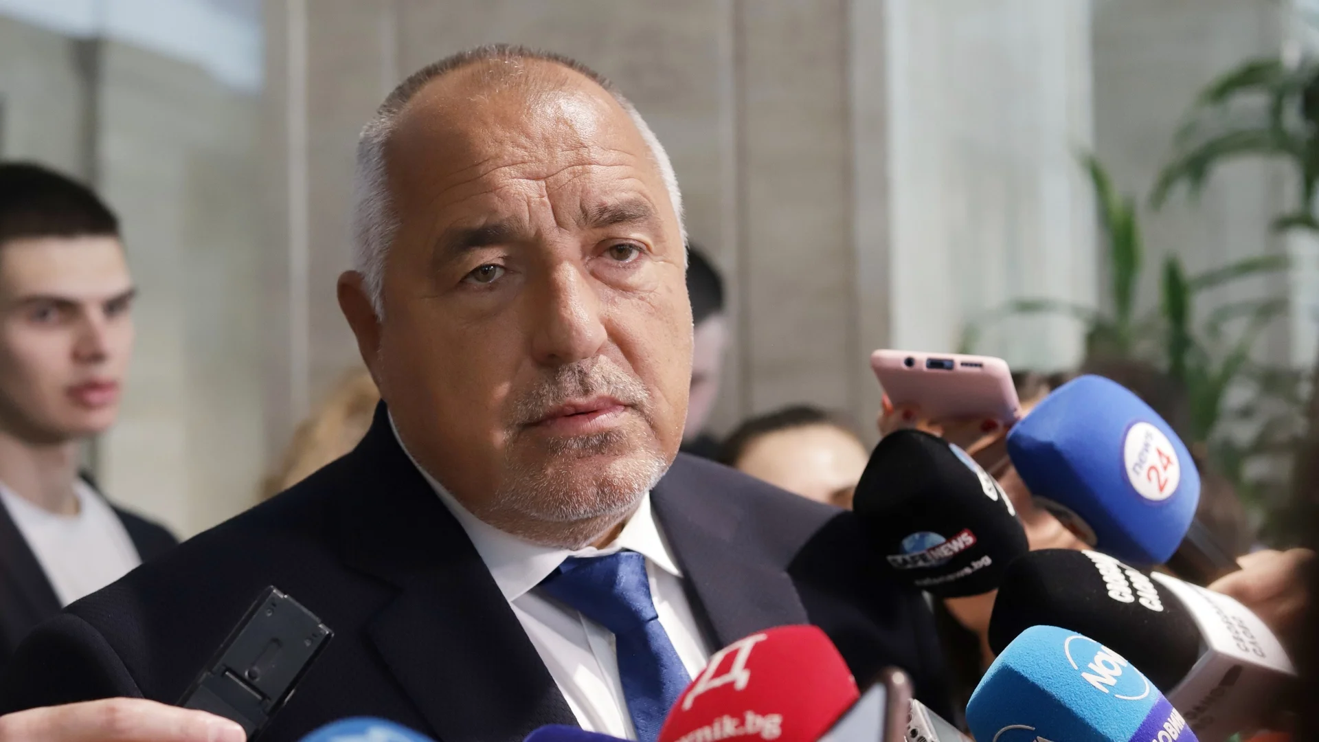 Борисов се чуди има ли смисъл ГЕРБ да подкрепя "паянтовата" сглобка (ВИДЕО)