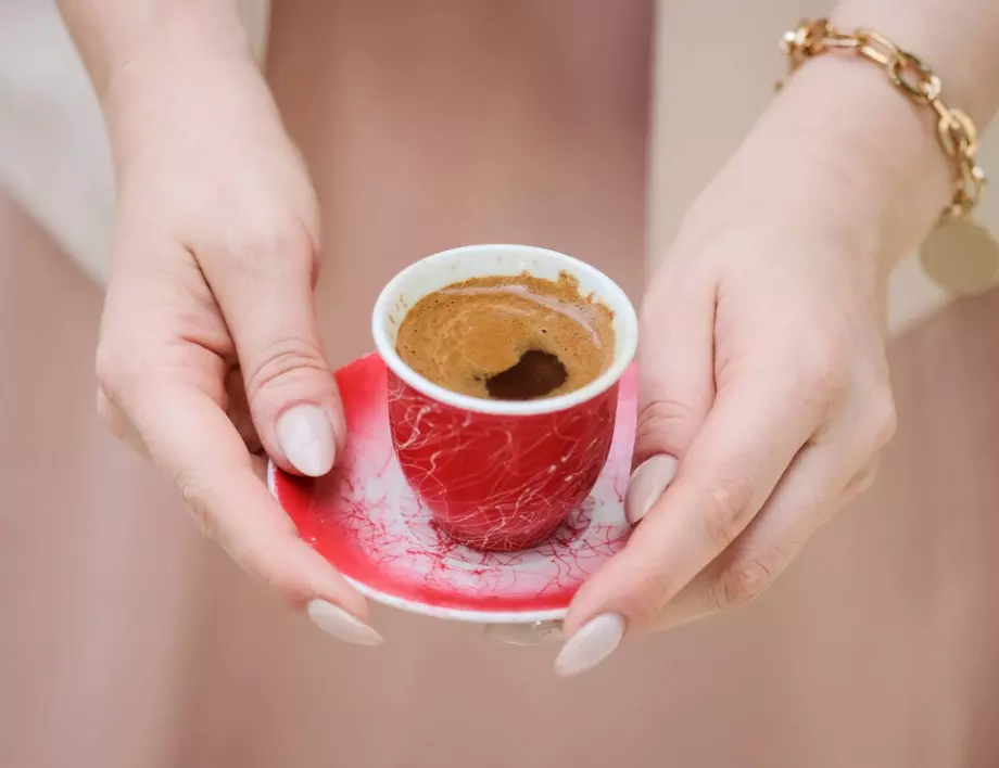 7 причини, заради които трябва да спрете да пиете литри кафе веднага