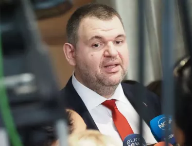 Пеевски призова правителството да върне всички желаещи българи от Израел