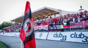 Локомотив София ще има нов собственик - Иван Василев преговаря с бизнесмен от Гана?