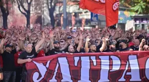 "Онази отрепка чака нещо да му се случи": Бивш шеф в ЦСКА избесня - фенове затварят центъра на София заради "Българска армия"?