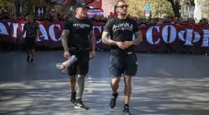 {{ otherArticle[0].article.title }}