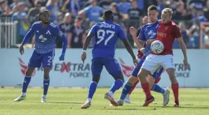 {{ otherArticle[0].article.title }}